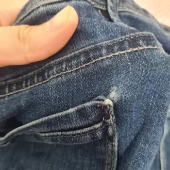 Mavi Jeanler 3 Ayda Her Yeri Sökülmeye Başladı