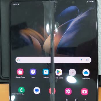 Samsung Telefon Kendiliğinden Bozulan Katlanır Ekran