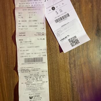 Bershka Mağaza Yöneticisinin İade Talebini Reddetmesi Üzerine Yaşanan Mağduriyet