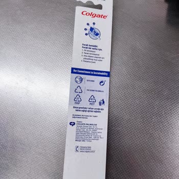 Colgate Yumuşak Diş Fırçası Beklentiyi Karşılamadı
