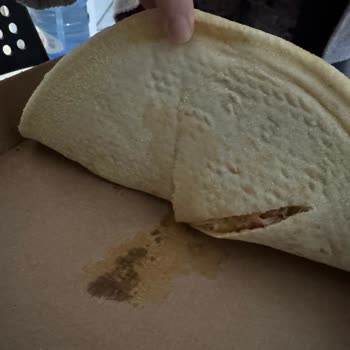 Ankara Domino's Ergazi Şube Pişmemiş Eksik Malzeme Pizza Göndermek