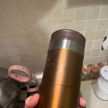 Stanley Termos Renk Atması Ve Çizik Oluşumu