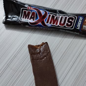 Eti Gıda Eti Maksimus Çikolatanın İçinden Kıl Çıktı