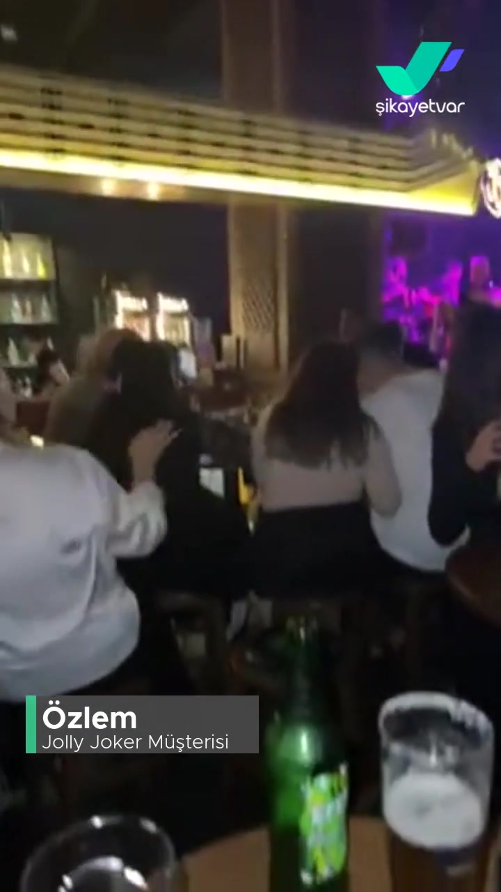Jolly Joker 09.12.2023 Derya Bedavacı Konserini Islak İzledik! videonun kapak resmi