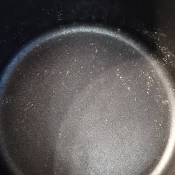 Kahramanlar Madeni Eşya Granit 7 Parça Tencere Seti Kabarıp Pul Pul Döküldü