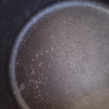 Kahramanlar Madeni Eşya Granit 7 Parça Tencere Seti Kabarıp Pul Pul Döküldü