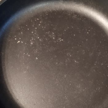 Kahramanlar Madeni Eşya Granit 7 Parça Tencere Seti Kabarıp Pul Pul Döküldü