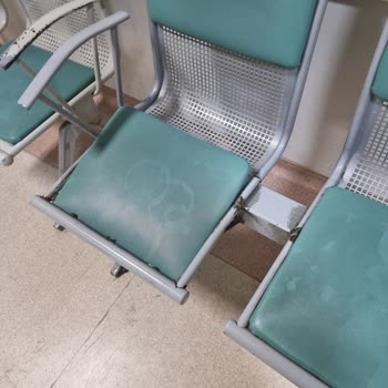 Dokuz Eylül Üniversitesi Tıp Fakültesi Bakımsızlık Ve Temizlik