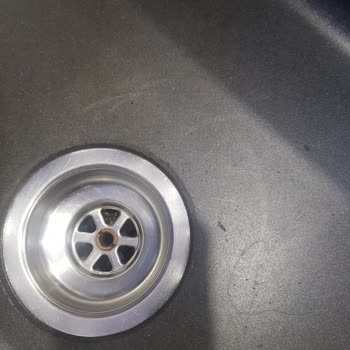 Franke Evye De Oluşan Lekeler Ve Franke Bataryada Oluşan Soyulmalar