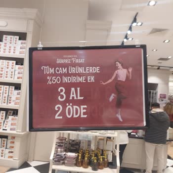 Madame Coco Kampanya Ve Yönetici Bilgisizliği