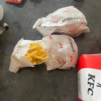 KFC Eksik Ürün Teslimi Ve İlgisizlik Sorunu