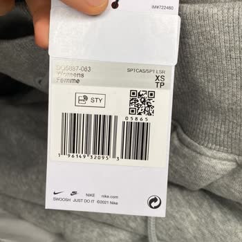 Sneaks Up Aynı Kod İle Üretilen 2 Farklı Ürün