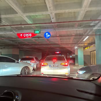 Vadi İstanbul Avm Otopark Sorunu, Mahsur Kaldık