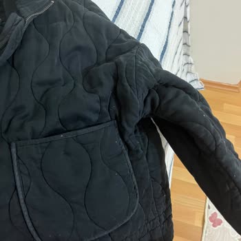 Zara Ceketin İçindeki Pamuklar Çıkıyor