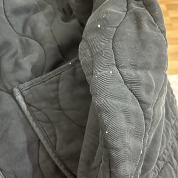 Zara Ceketin İçindeki Pamuklar Çıkıyor
