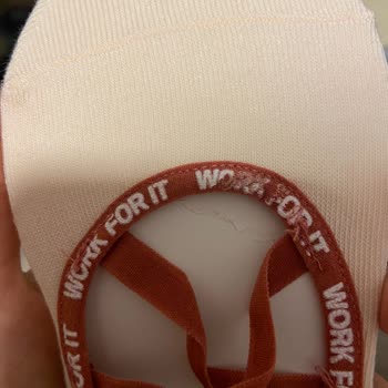 Penti Çorap Defolu Çıktı