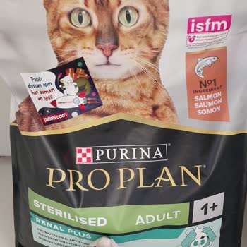 Pro Plan Steril Mama Üzerindeki Beyazlıklar