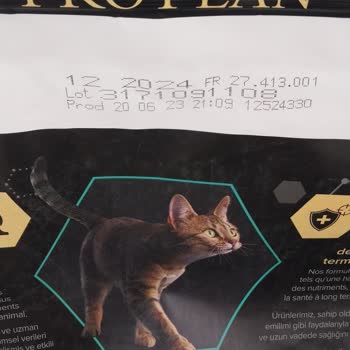Pro Plan Steril Mama Üzerindeki Beyazlıklar