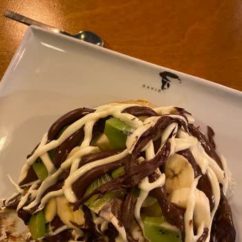 David People Cafe Hayal Kırıklığına Uğratan Waffle Deneyimi