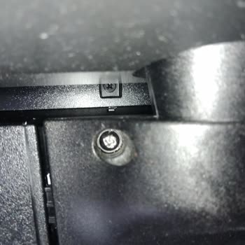 Toshiba TV Servis Elemanı Şikayet