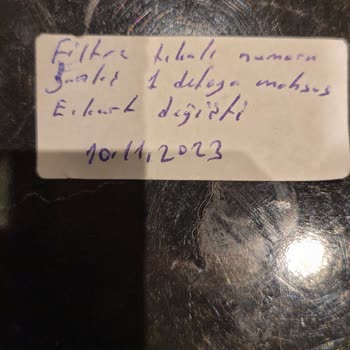 Black&Decker Dikey Şarjlı Süpürge Çöpte