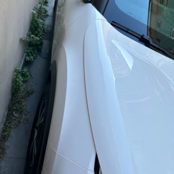 Brand New Citroen C4 Had Paint All Over the Front Hood, No Action Taken Yet!