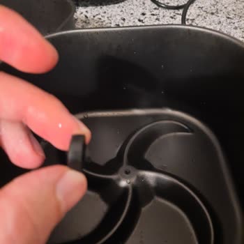 PHILIPS Ev Aletleri Airfryer Hazne Tıpası Düştü Ve Philips Ürüne Sahip Çıkmadı!