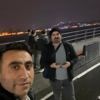 Adidas Kışlık Spor Ayakkabı Suya Dayanıklı Değil