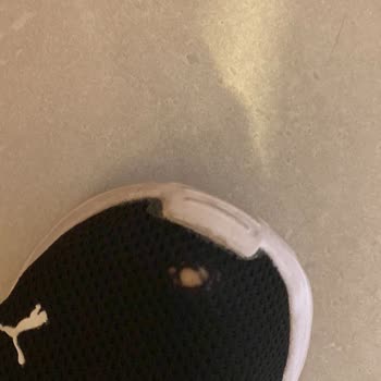 Puma Marka Ayakkabı Yırtılması