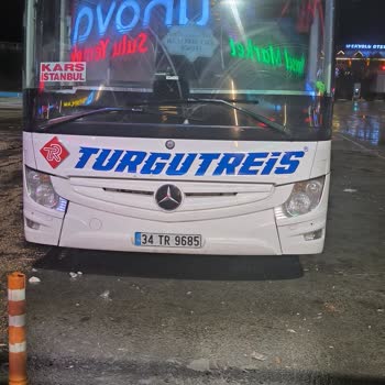 Turgutreis Turizm Otobüs İçine Bavul Doldurdular Koltuklar Öne Doğru Mesafeleri Çok Dar!