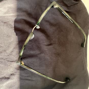 Mustang Gözlük Garantiden Değişimi Keyfi Yapıyor.