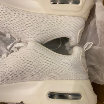 Skechers Tabanın Sararması (Renk Sorunu)