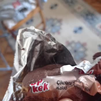 Eti Gıda Pop Kekten Kurt Çıktı