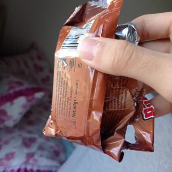 Eti Gıda Pop Kekten Kurt Çıktı