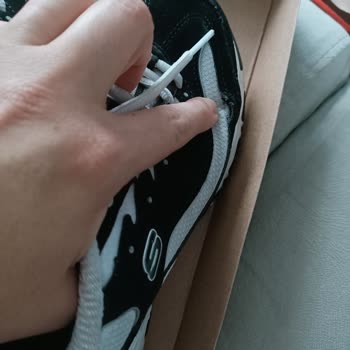 SuperStep Skechers Sağ Ayakkabı Sökülmesi