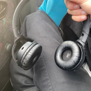 JBL 510 Sol Kulaklık Gevşeme