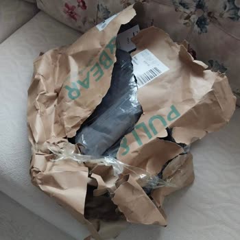 UPS Türkiye Hasarlı Kargo Teslimi