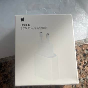 Apple Türkiye Store Orijinal Olmayan Adaptör İadesi. Yanıltıcı Site