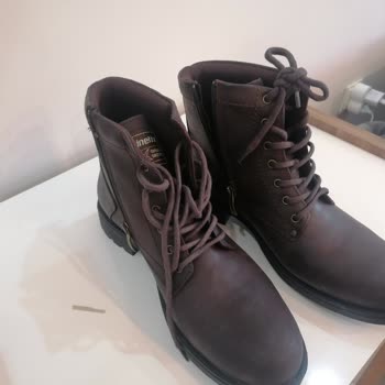 FLO Ayakkabı FLO Hatalı Ürün Satmış