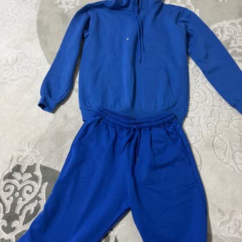 Hzy Moda Eşimin Hediye Aldığı Eşofmanın Rengi Farklı