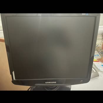 Sürat Kargo Gönderdiğim Ürünü Kırdı