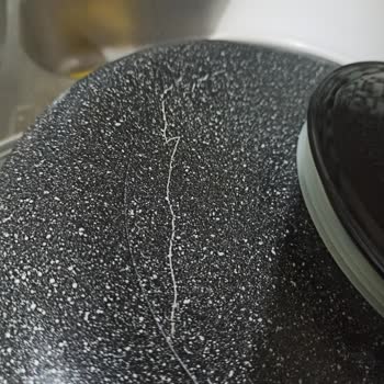 Korkmaz Tencere Altı Çizikleri