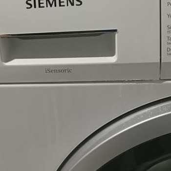 Siemens Çamaşır Makinesinde Paslanma Ve Sızıntı Hayal Kırıklığı