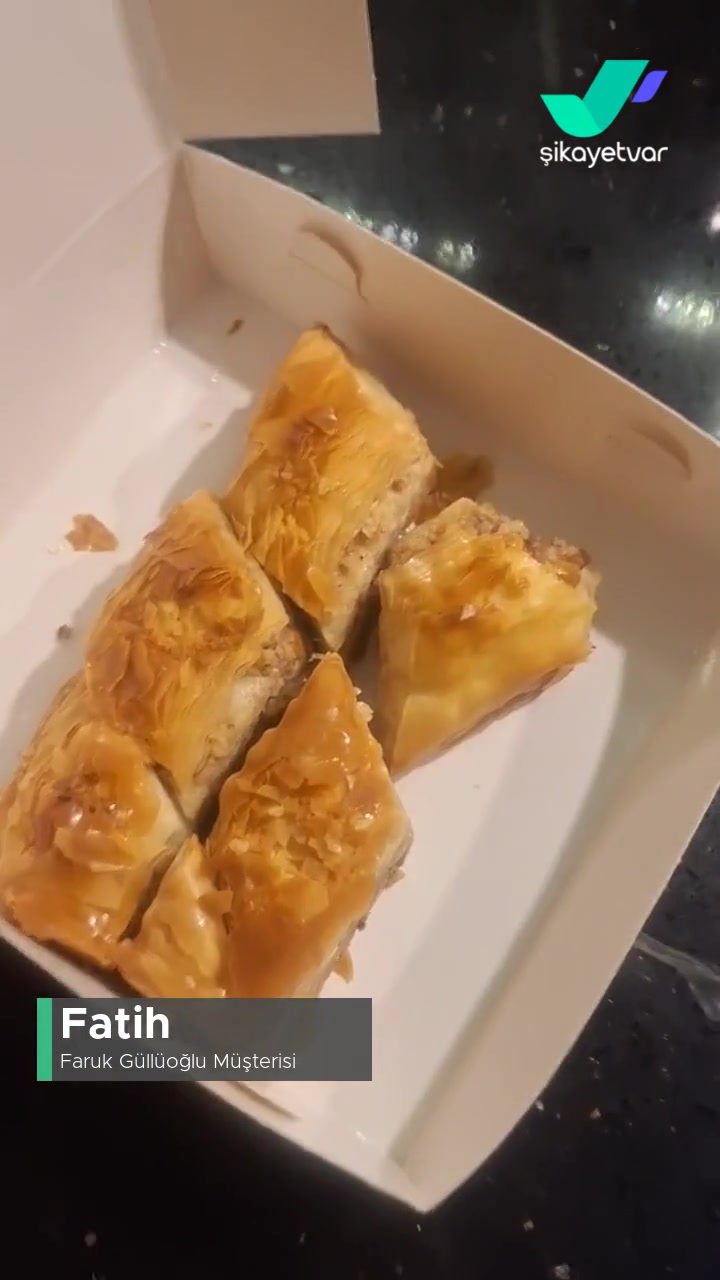 Faruk Güllüoğlu 5 Dilim Baklavayı Köşe Kısımlardan Koyup Göndermişler videonun kapak resmi