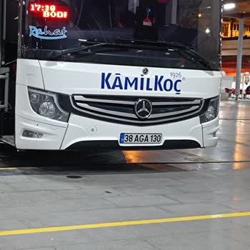 Kamil Koç Rahatsız Edici Yüksek Sesli Müzik