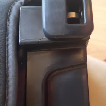 D&R Kırık Oto Koltuğu Gönderdiler