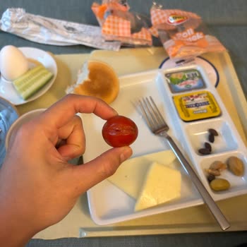 ISS Türkiye Kahvaltıdaki Bozuk Sebze