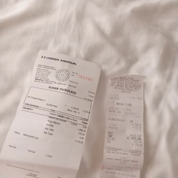 7 Ayda Yırtılan Under Armour Spor Ayakkabı