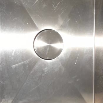 Ukinox Evde De Paslanma, Çizilme Olduğu İçin Değişim Talebi