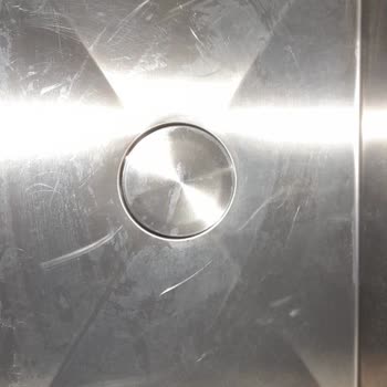 Ukinox Evde De Paslanma, Çizilme Olduğu İçin Değişim Talebi